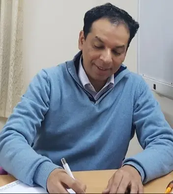 DR ALAMGIR ADIL SAMDANY