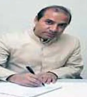 Dr. Hamudur Rahman